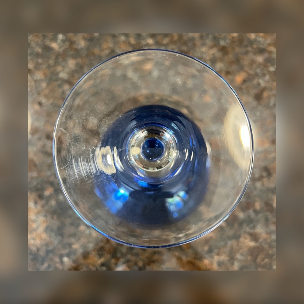 Block Crystal Cobalt Blue Wine Glasses ( pair) - Picture 4 of 4